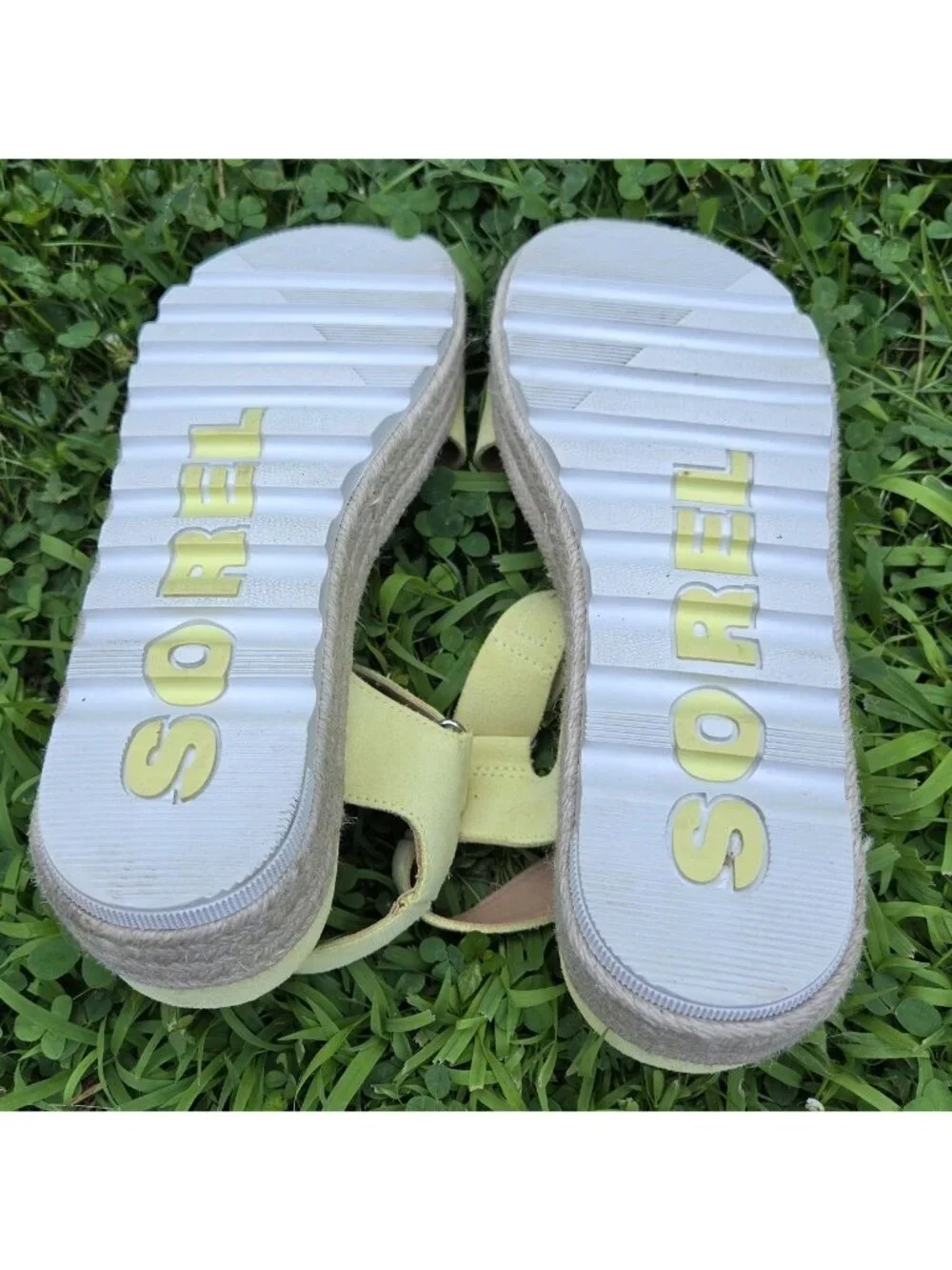 SOREL Cameron Multi Strap Platform Wedge Sandal Sunnyside Yellow Suede Wmn's 8.5
